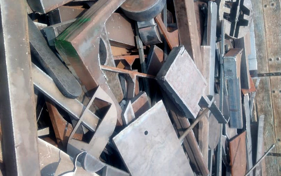 HMS Plate Cutting Scrap